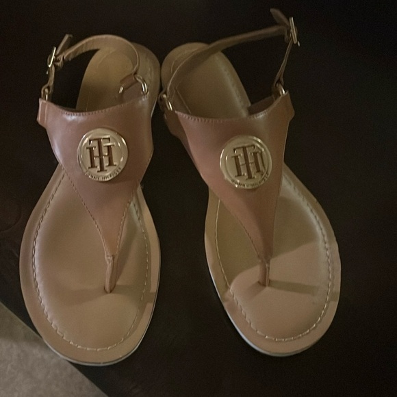 Tommy Hilfiger Brown flat sandal size 10m - Picture 1 of 3
